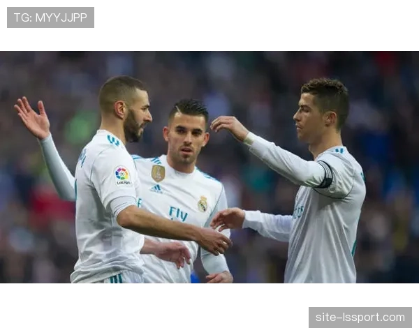 阿拉维斯绝平赫罗纳，博耶梅开二度助球队拿到关键一分